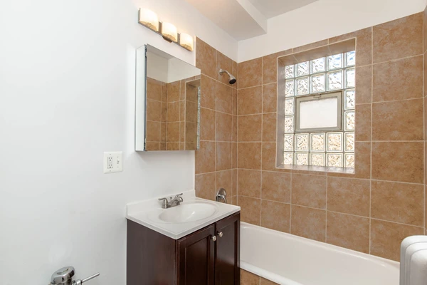 2 bedrooms apartment for rent in Albany Park - Far North Side, Chicago