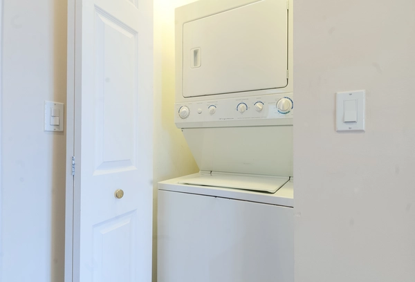 2 bedrooms apartment for rent in West Ridge - Far North Side, Chicago