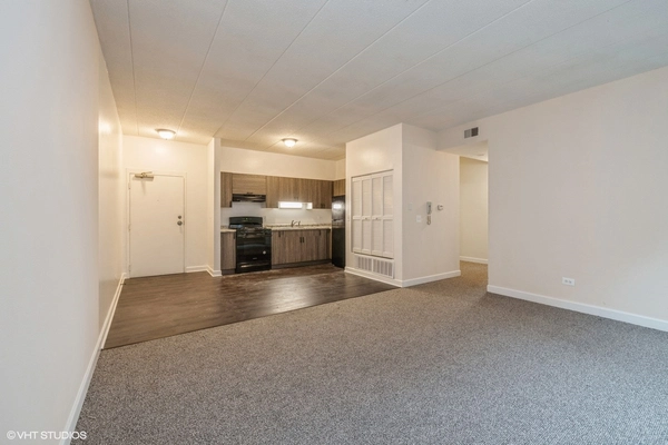 3 bedrooms apartment for rent in Fuller Park - South Side, Chicago