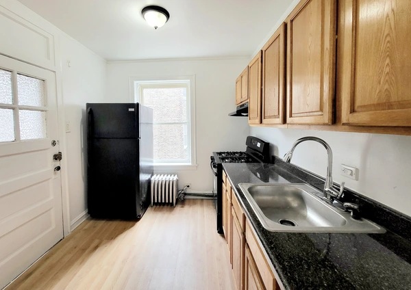 2 bedrooms apartment for rent in Albany Park - Far North Side, Chicago