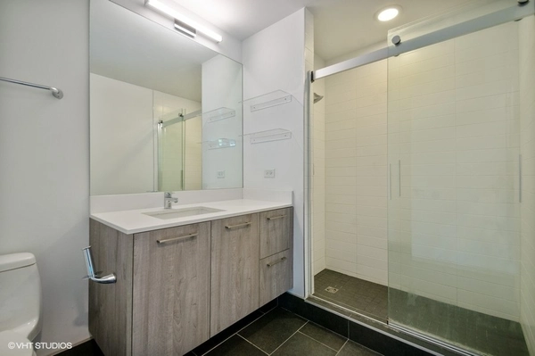 1 bedroom apartment for rent in Roscoe Village - North Side, Chicago