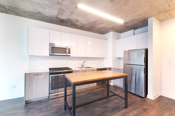1 bedroom apartment for rent in Roscoe Village - North Side, Chicago