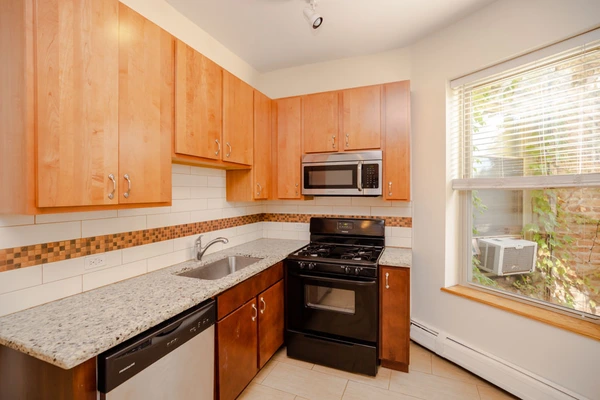 2 bedrooms apartment for rent in Woodlawn - South Side, Chicago