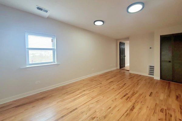 3 bedrooms apartment for rent in Lower West Side - West Side, Chicago