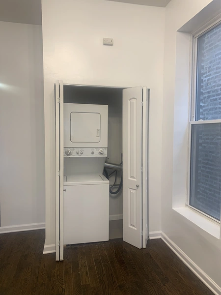 4 bedrooms apartment for rent in Grand Boulevard - South Side, Chicago