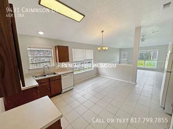 4 bedrooms apartment for rent in Hutchins - Se Dallas, Dallas