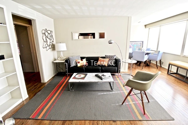 2 bedrooms apartment for rent in Armour Hills - KCMO, Kansas City