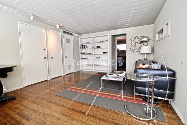 2 bedrooms apartment for rent in Armour Hills - KCMO, Kansas City