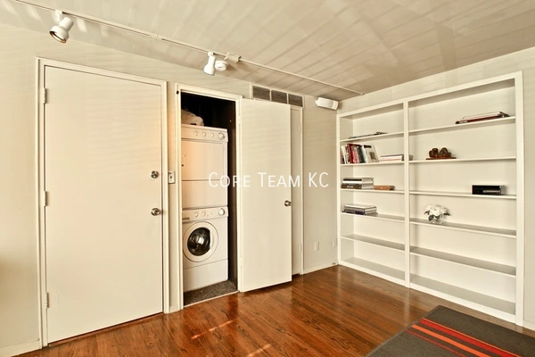 2 bedrooms apartment for rent in Armour Hills - KCMO, Kansas City