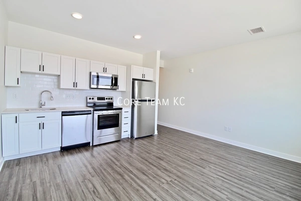 Studio Apartment for rent in Armour Hills - KCMO, Kansas City