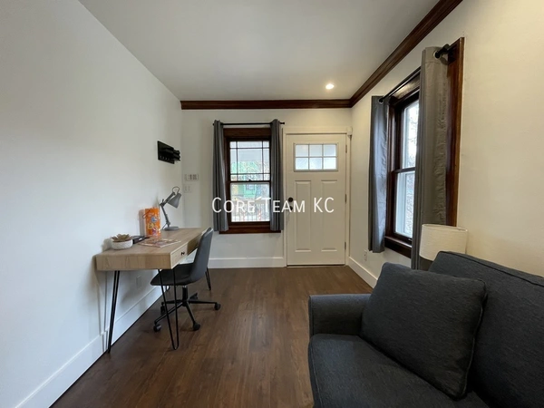 2 bedrooms apartment for rent in Armour Hills - KCMO, Kansas City