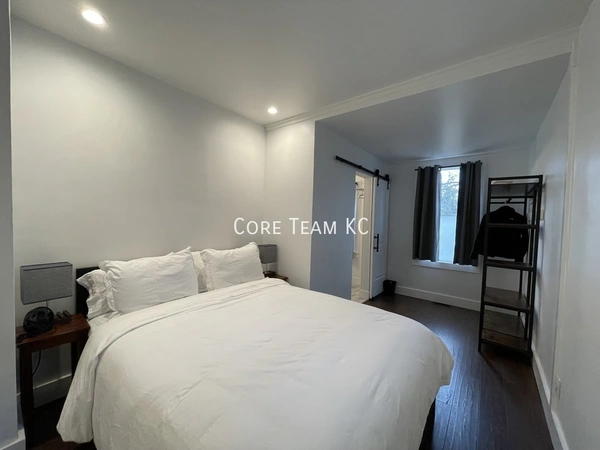 2 bedrooms apartment for rent in Armour Hills - KCMO, Kansas City