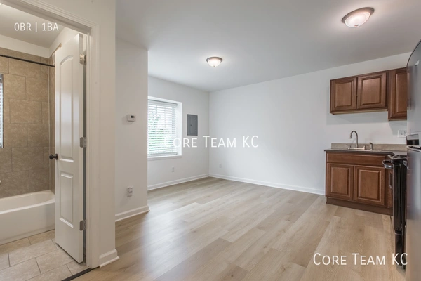 Studio Apartment for rent in 18th and Vine Jazz District - KCMO, Kansas City
