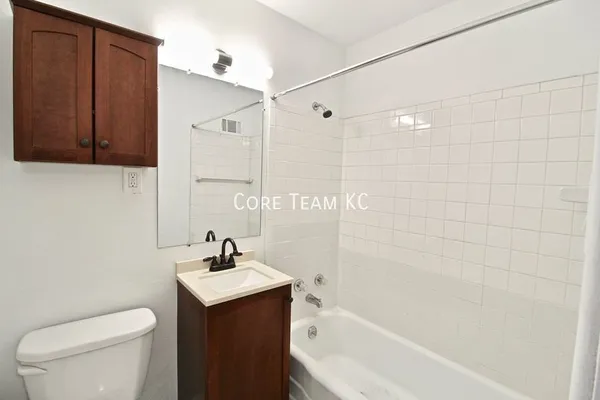 2 bedrooms apartment for rent in Armour Hills - KCMO, Kansas City