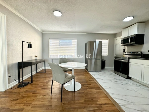 2 bedrooms apartment for rent in Armour Hills - KCMO, Kansas City