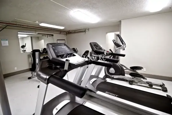 2 bedrooms apartment for rent in Armour Hills - KCMO, Kansas City