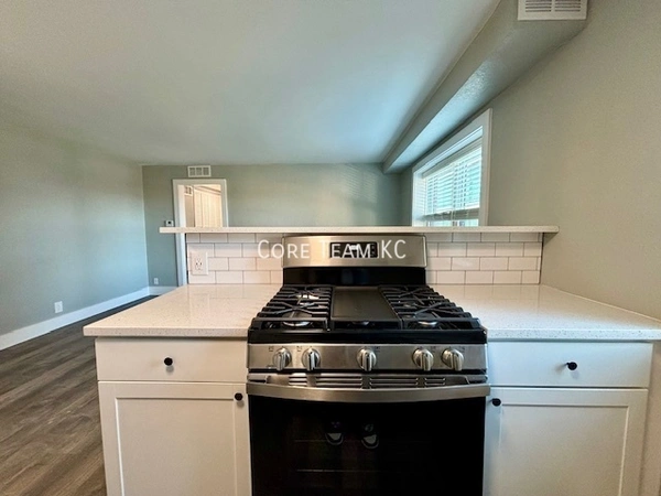 1 bedroom apartment for rent in Armour Hills - KCMO, Kansas City