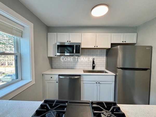 1 bedroom apartment for rent in Armour Hills - KCMO, Kansas City