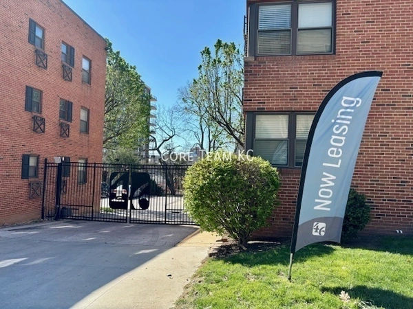 1 bedroom apartment for rent in Armour Hills - KCMO, Kansas City