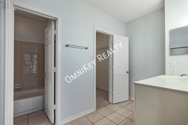 2 bedrooms apartment for rent in Addison - Nw Dallas, Dallas