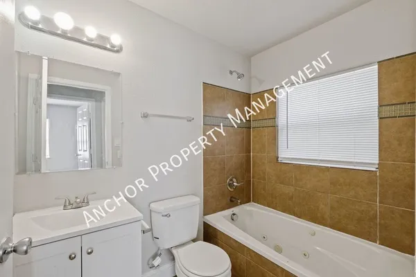 4 bedrooms apartment for rent in Ost / South Union - Inner Loop, Houston