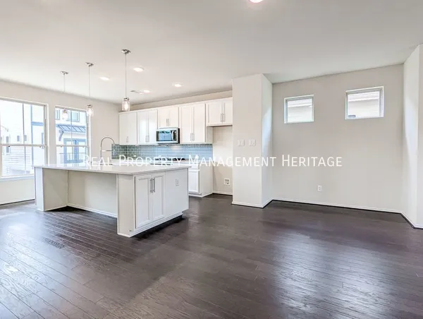 4 bedrooms apartment for rent in Briarforest - West Houston, Houston
