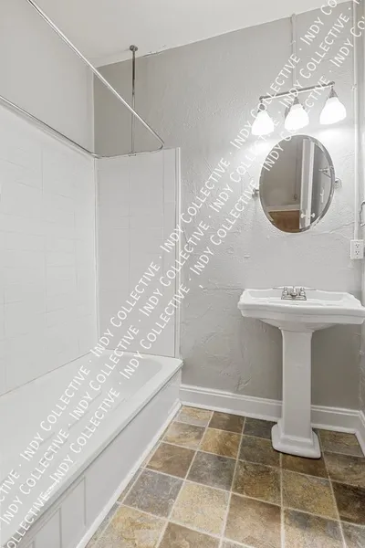 Studio Apartment for rent in Christian Park - Central Indy, Indianapolis