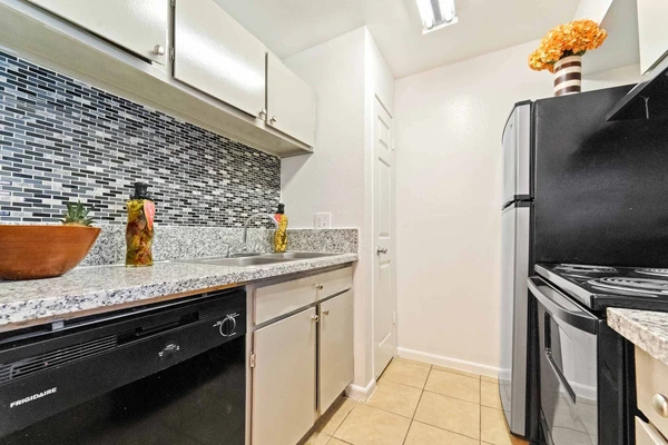 2 bedrooms apartment for rent in Greater Greenspoint - Ne Houston, Houston