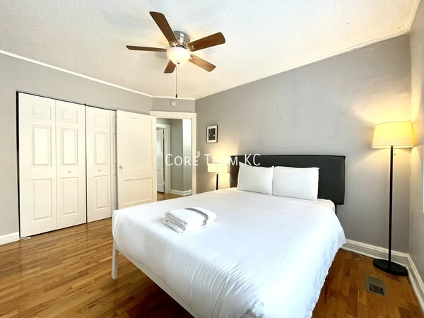 2 bedrooms apartment for rent in Armour Hills - KCMO, Kansas City