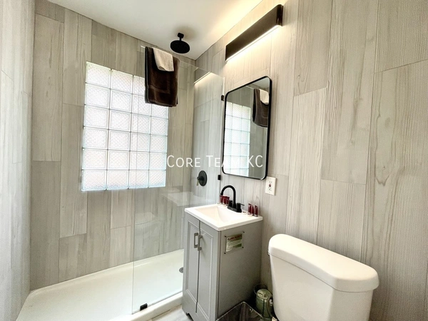 2 bedrooms apartment for rent in Armour Hills - KCMO, Kansas City