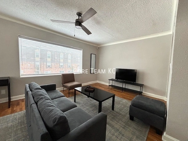 1 bedroom apartment for rent in Armour Hills - KCMO, Kansas City
