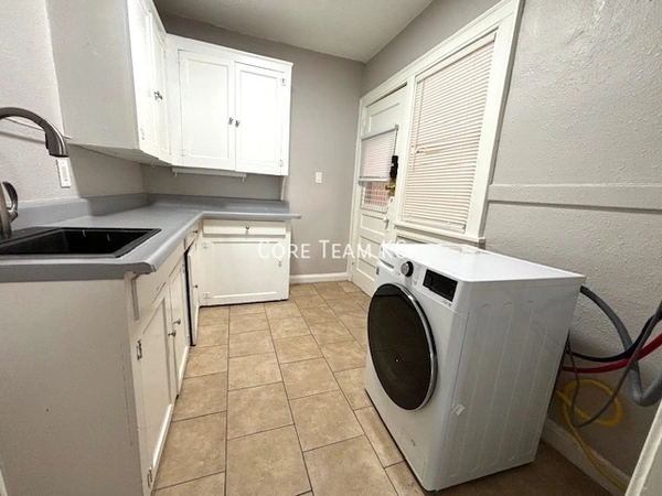 1 bedroom apartment for rent in Armour Hills - KCMO, Kansas City