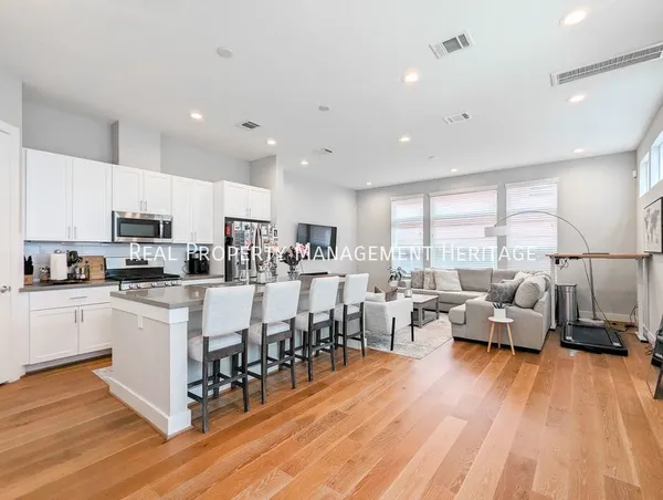 3 bedrooms apartment for rent in Greater Heights - Inner Loop, Houston