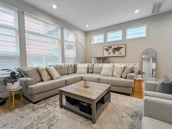 3 bedrooms apartment for rent in Greater Heights - Inner Loop, Houston