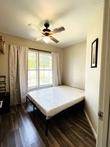 Coliving in Baytown - Se Houston, Houston