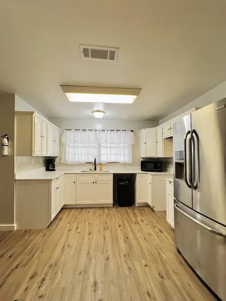 Coliving in Baytown - Se Houston, Houston