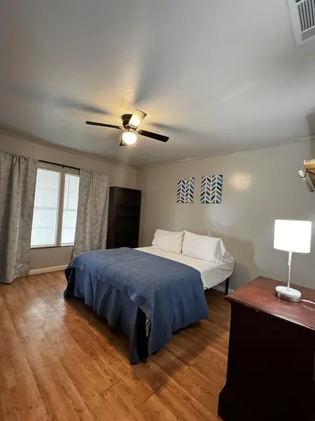 Coliving in Baytown - Se Houston, Houston