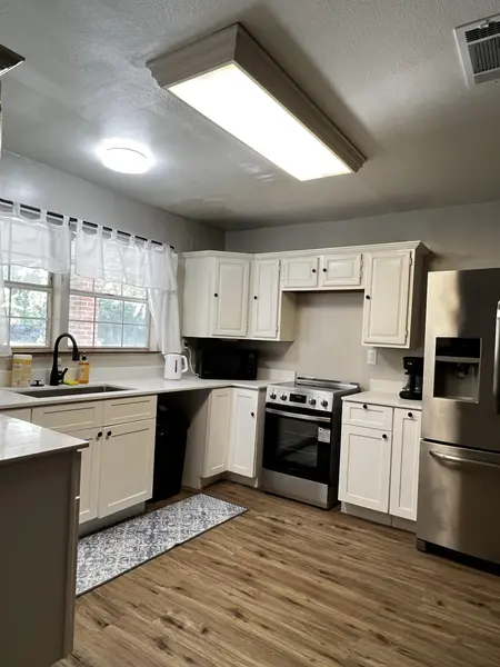 Coliving in Baytown - Se Houston, Houston