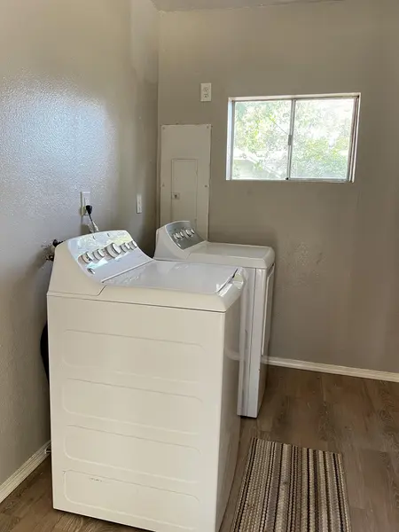 Coliving in Baytown - Se Houston, Houston