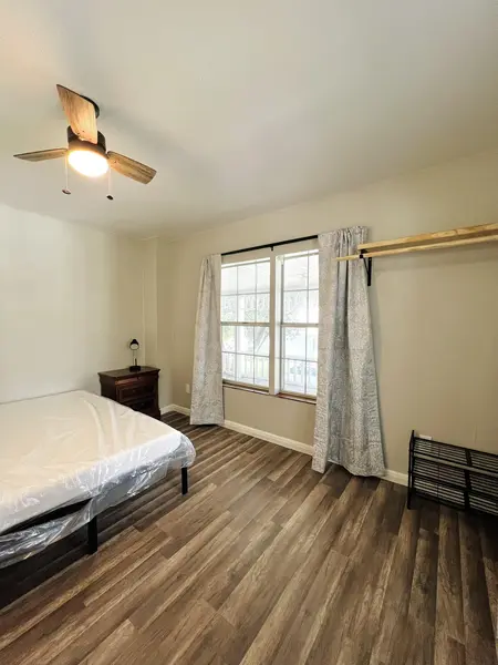 Coliving in Baytown - Se Houston, Houston