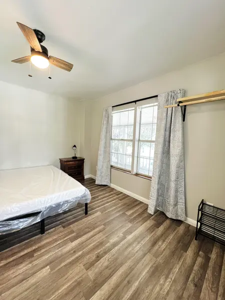 Coliving in Baytown - Se Houston, Houston