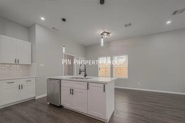 3 bedrooms apartment for rent in Ost / South Union - Inner Loop, Houston