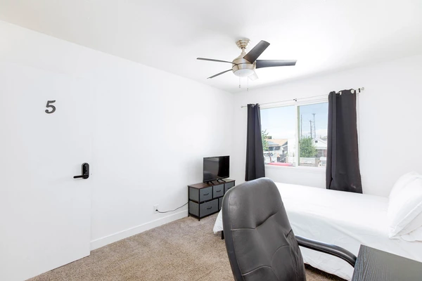 Coliving in North Las Vegas - North Las Vegas, Las Vegas