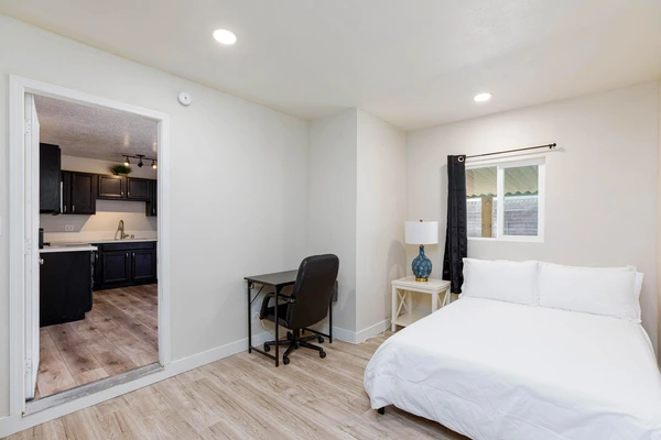Coliving in North Las Vegas - North Las Vegas, Las Vegas
