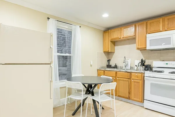 Coliving in West Town - West Side, Chicago