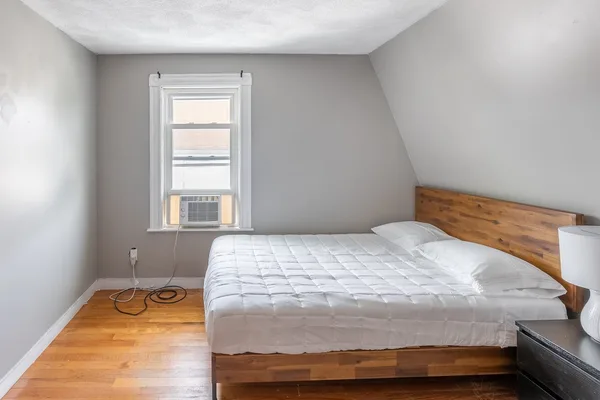 Coliving in Davis Square - Somerville, Boston