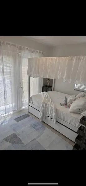 Coliving in West Palm Beach - Palm Beach County, Miami