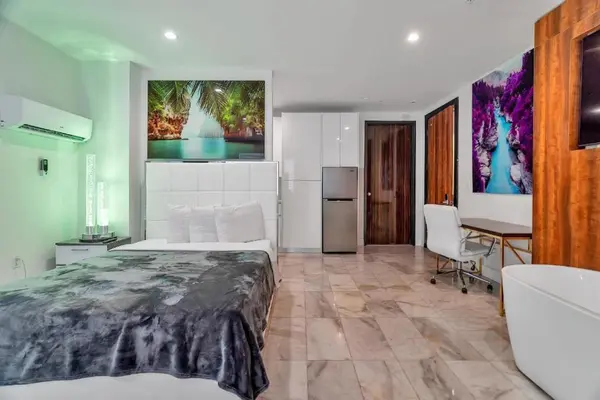 Coliving in South Beach - Miami Beach, Miami