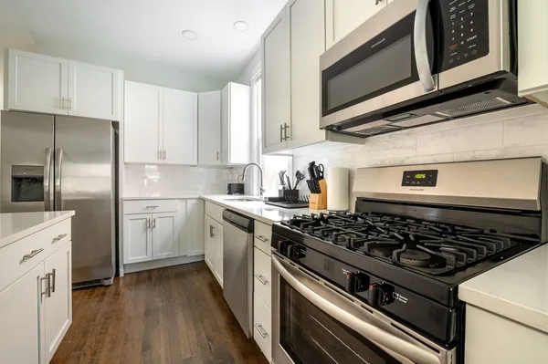 Coliving in Logan Square - North Side, Chicago