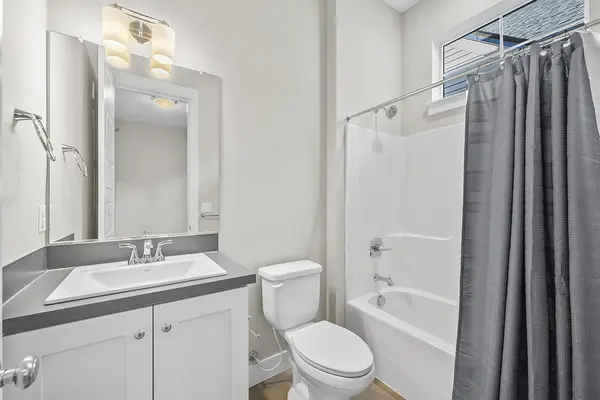 Coliving in Hillsboro - Outer Portland, Portland